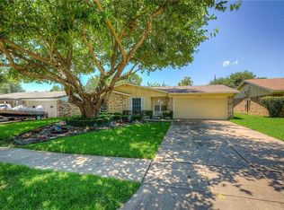 517 Debra Dr, Mesquite, TX 75149