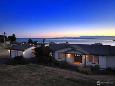 8238 Maritime Drive, Clinton, WA, 98236