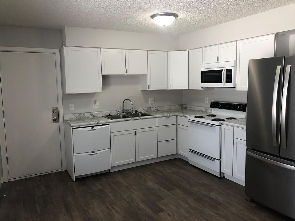 1st image of 95 Heritage Dr