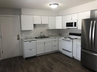 95 Heritage Dr, North Liberty, IA 52317