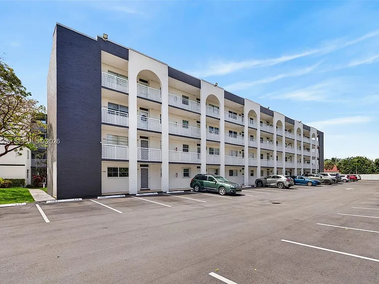 1541 S Ocean Blvd #204 — Photo 3