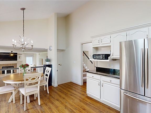 4th image of 5275 Lenore Dr