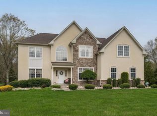 106 Foxcroft Dr, Franklinville, NJ 08322