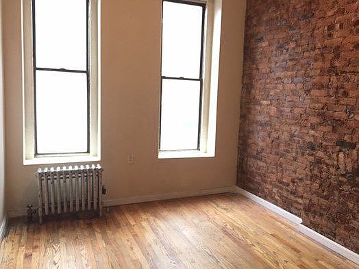 1st image of 1719 Lexington Ave APT 2