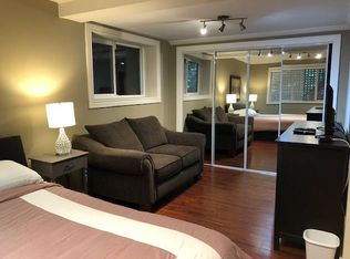 430 Newlands Rd #101, West Vancouver, BC