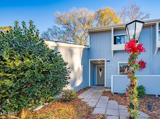 141 Quarterdeck Townes, New Bern, NC 28562