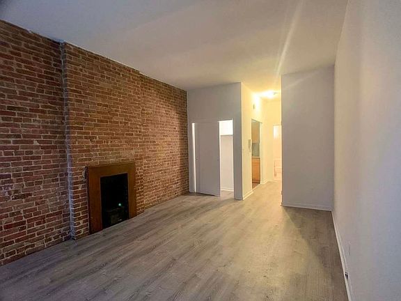 2nd image of 1369 1st Ave #2DD