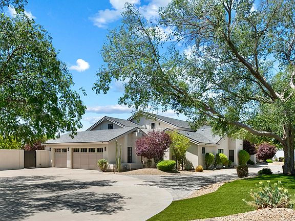 4th image of 7281 E ROYAL PALM Road