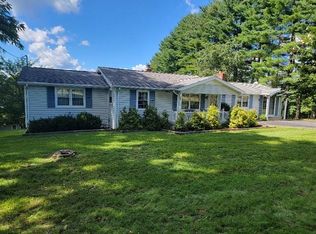 113 Cloverleaf Ln, Galax, VA 24333