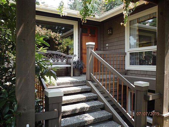 3rd image of 21225 SE 11th St