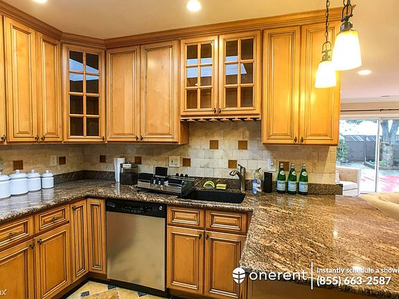 2nd image of 21 Graystone Dr