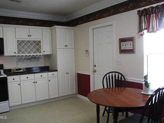 4th image of 919 Millington Park Way