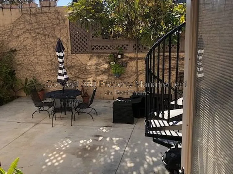 1144 E Appleton St #2 — Photo 38