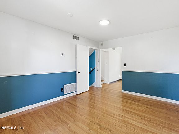 4th image of 3452 KILLARNEY Drive