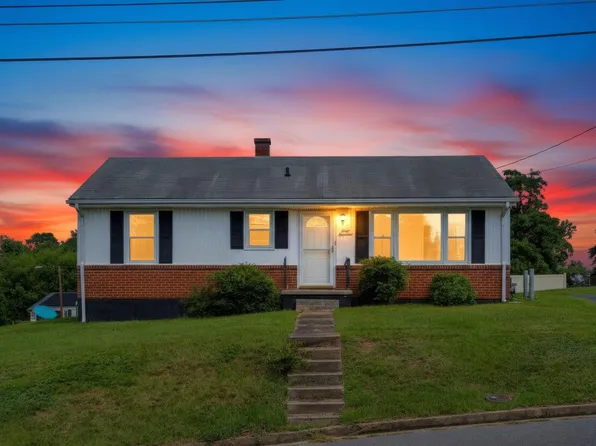 315 Sharon Ln, Staunton, VA 24401