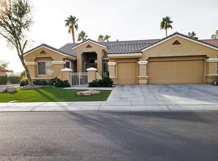 37281 Pineknoll Ave, Palm Desert, CA 92211