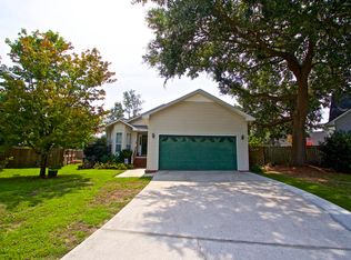 4 Shuttle Ct, Charleston, SC 29407