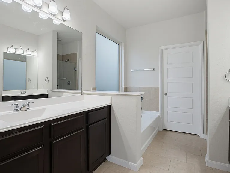 15136 Pandion Dr — Photo 9