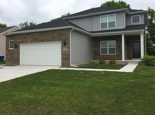 17114 Mayflower Dr, Lowell, IN 46356