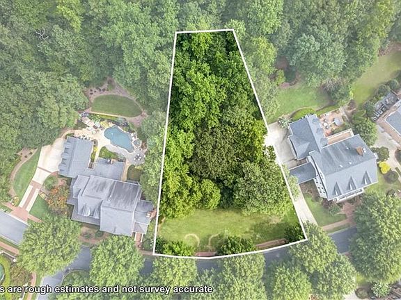 3rd image of 3119 W Addison Dr #1