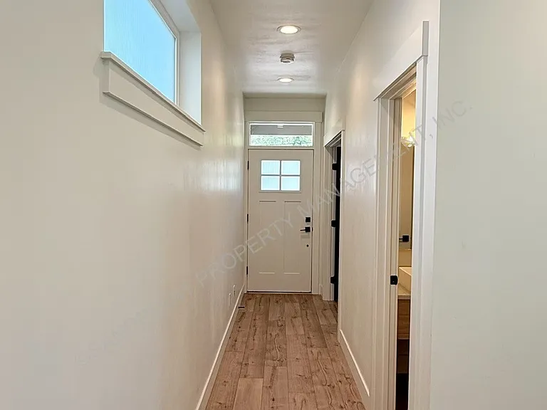 655 Oak Ave — Photo 7