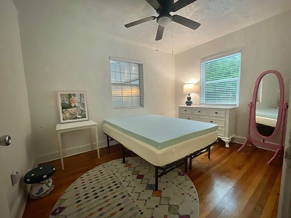 4th image of 1334 NE 9th St
