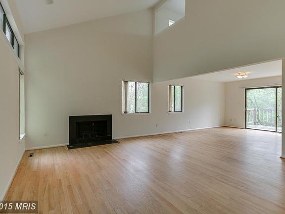 Living Room / Dining Room