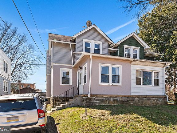 2nd image of 424 Cypress St