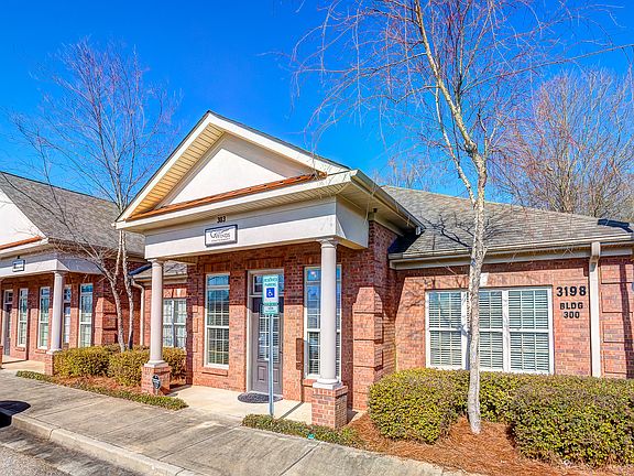 3rd image of 3198 Parliament Cir Ste 303