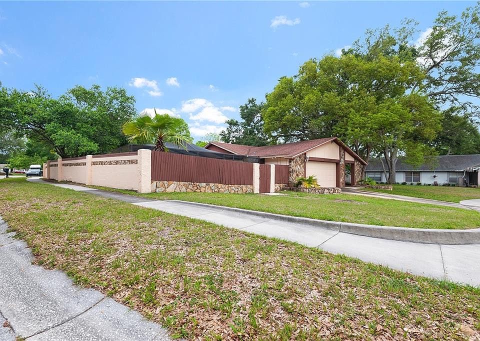 1st image of 635 Forest Hills Dr