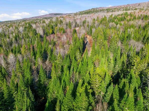 1660 Halls Stream Road, Pittsburg, NH 03592