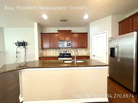 2nd image of 13102 Heath Grove Dr