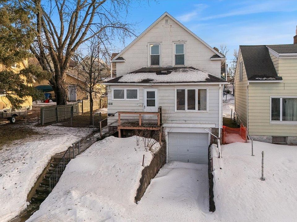 1st image of 616 Summit St