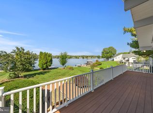 795 Burnside Dr, Gettysburg, PA 17325
