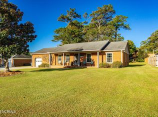 114 Gull Harbor Dr, Newport, NC 28570