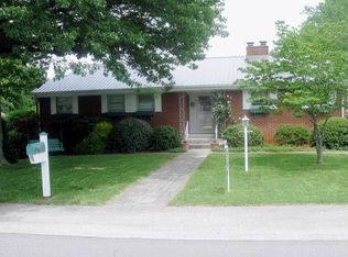 306 Cardinal St, Maryville, TN 37803