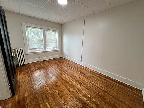 1946 E Main St #17 — Photo 17