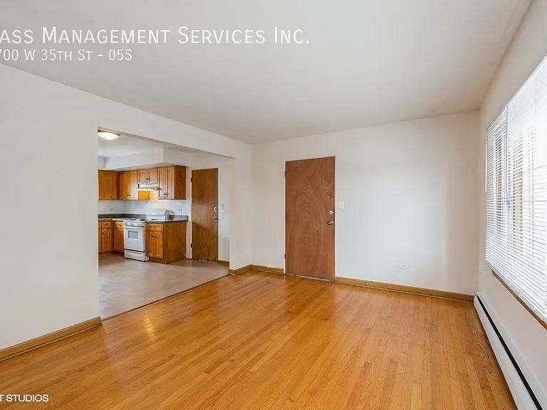 5700 W 35th St #5S — Photo 2