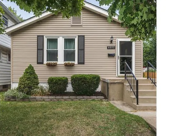 4095 Bowen St, Saint Louis, MO 63116