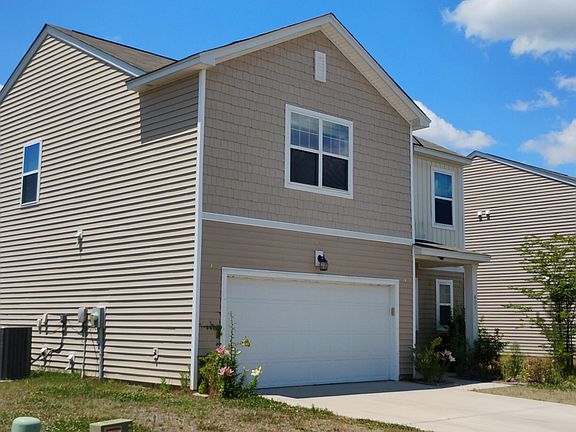 2nd image of 431 Pender Woods Dr