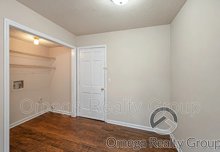 1801 Carson Rd #4 — Photo 10