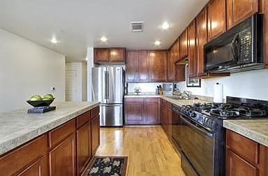 4th image of 1630 N Clarkson St APT 602