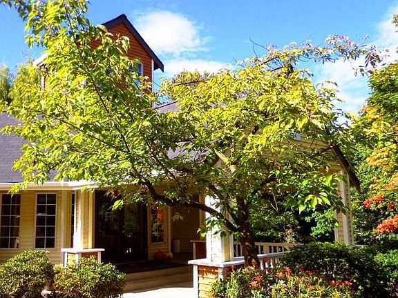 Beautiful Landscaping!