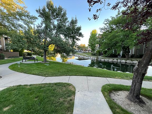 5th image of 1080 E Quail Park Dr #Z