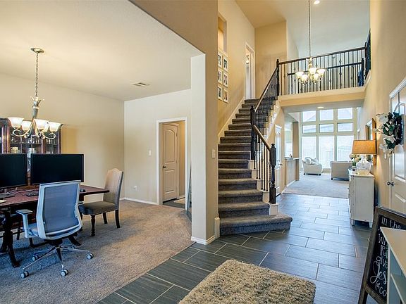 3rd image of 2503 Mountain Sage Dr