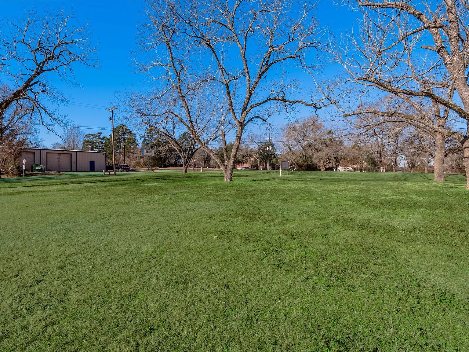 4 bed, 3.0 bath, 2603 sqft, $3,200 — Photo 4