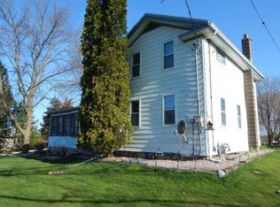 2276 E Newark Dr, West Bend, WI 53090
