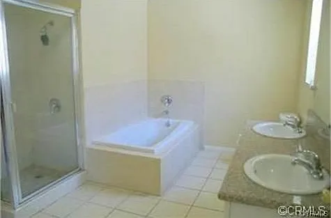 826 Lafayette St — Photo 9