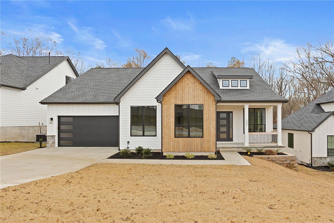 352 Clemson St, Clemson, SC 29631 | Zillow