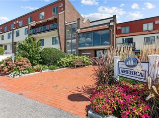 208 America, Newport, RI 02840
